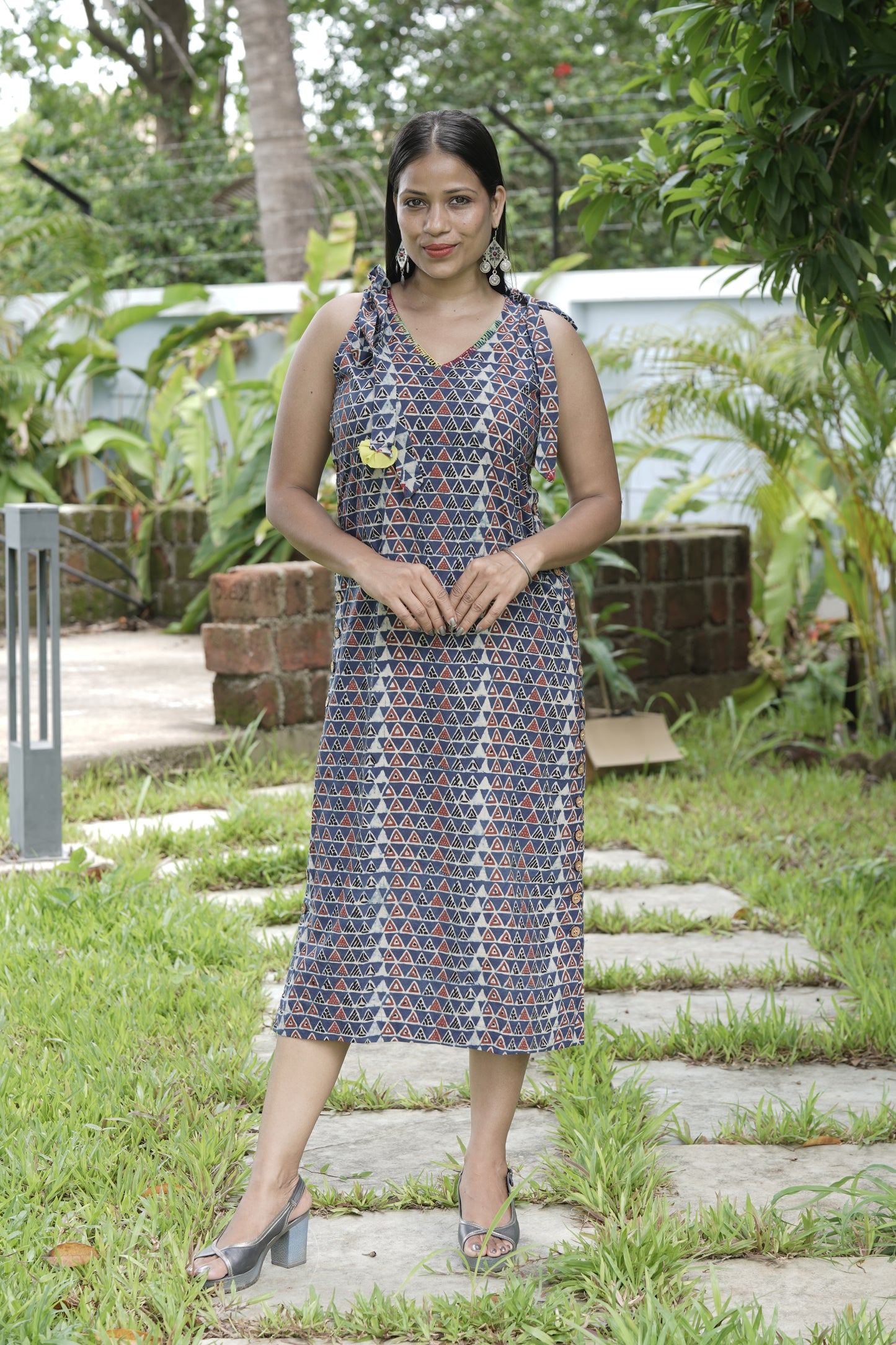 Shoulder Tie-Up Knot Dress