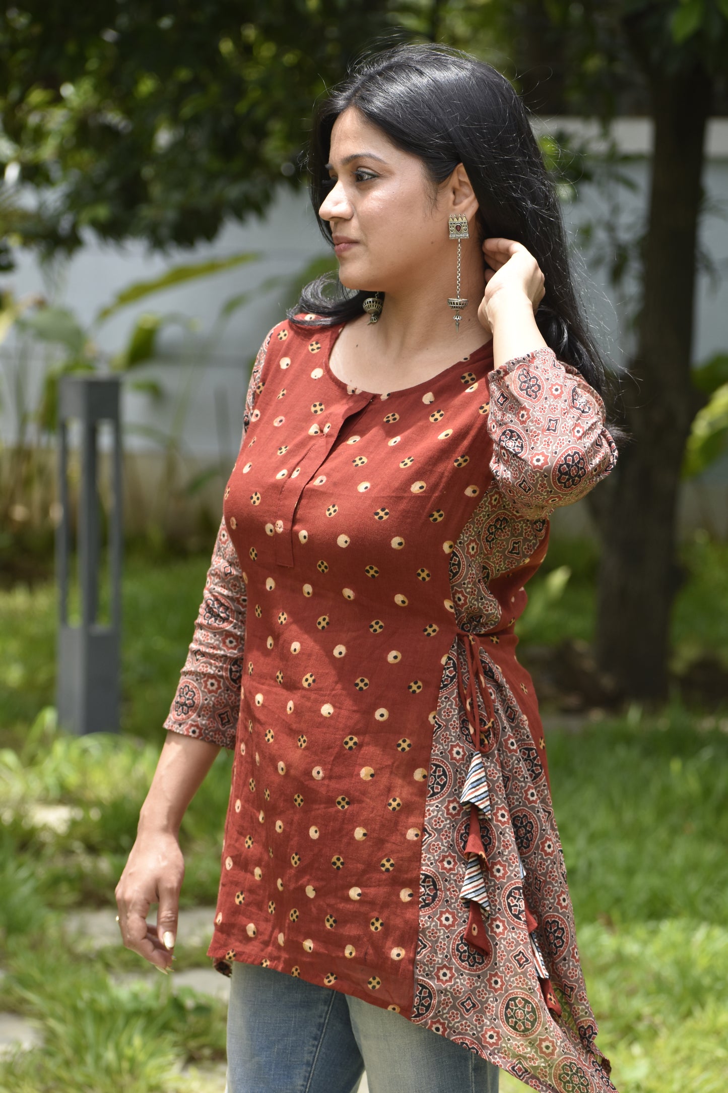 Up and Down Short Top with Side Dori