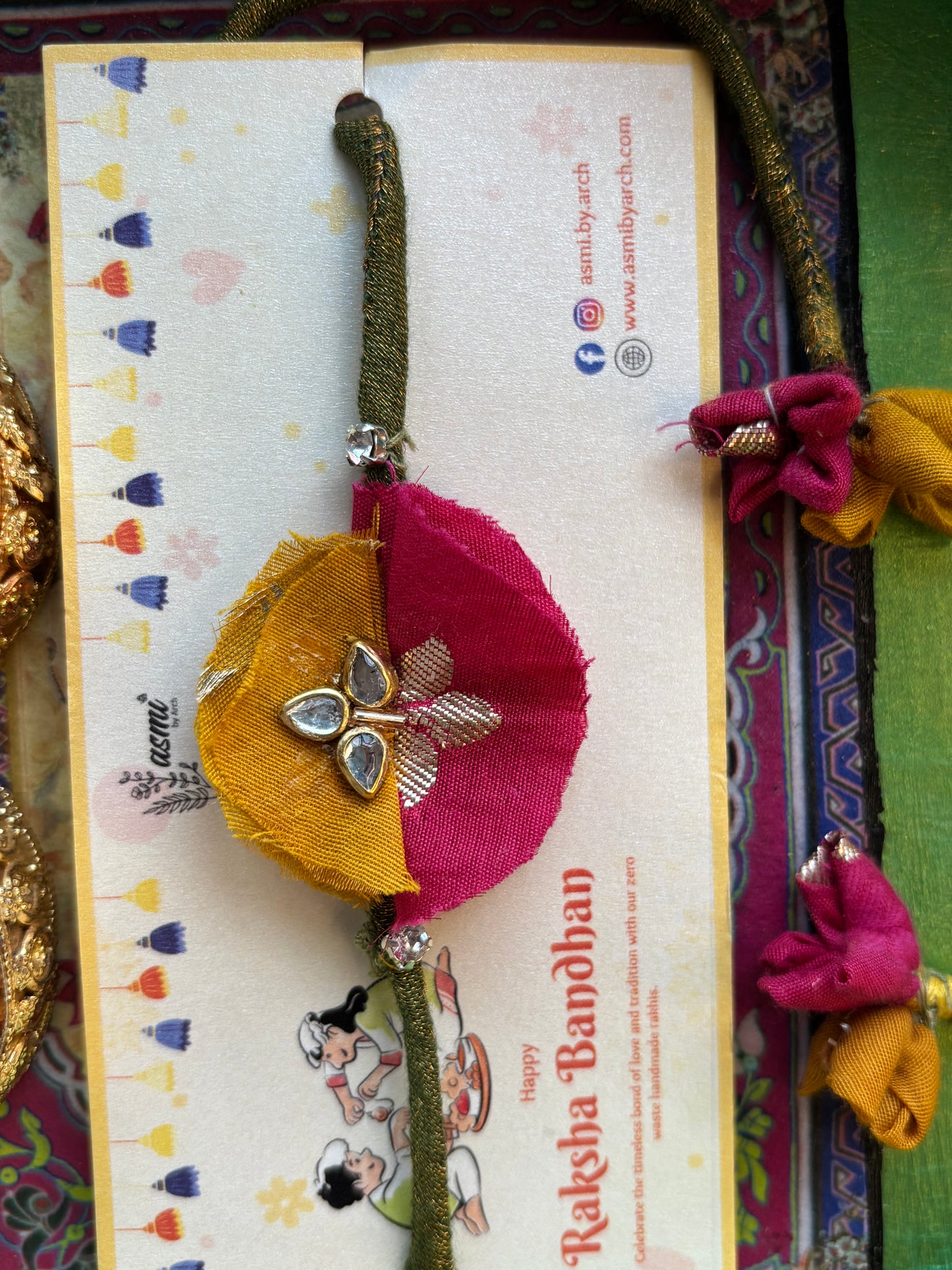 Gulzar Bloom Rakhi