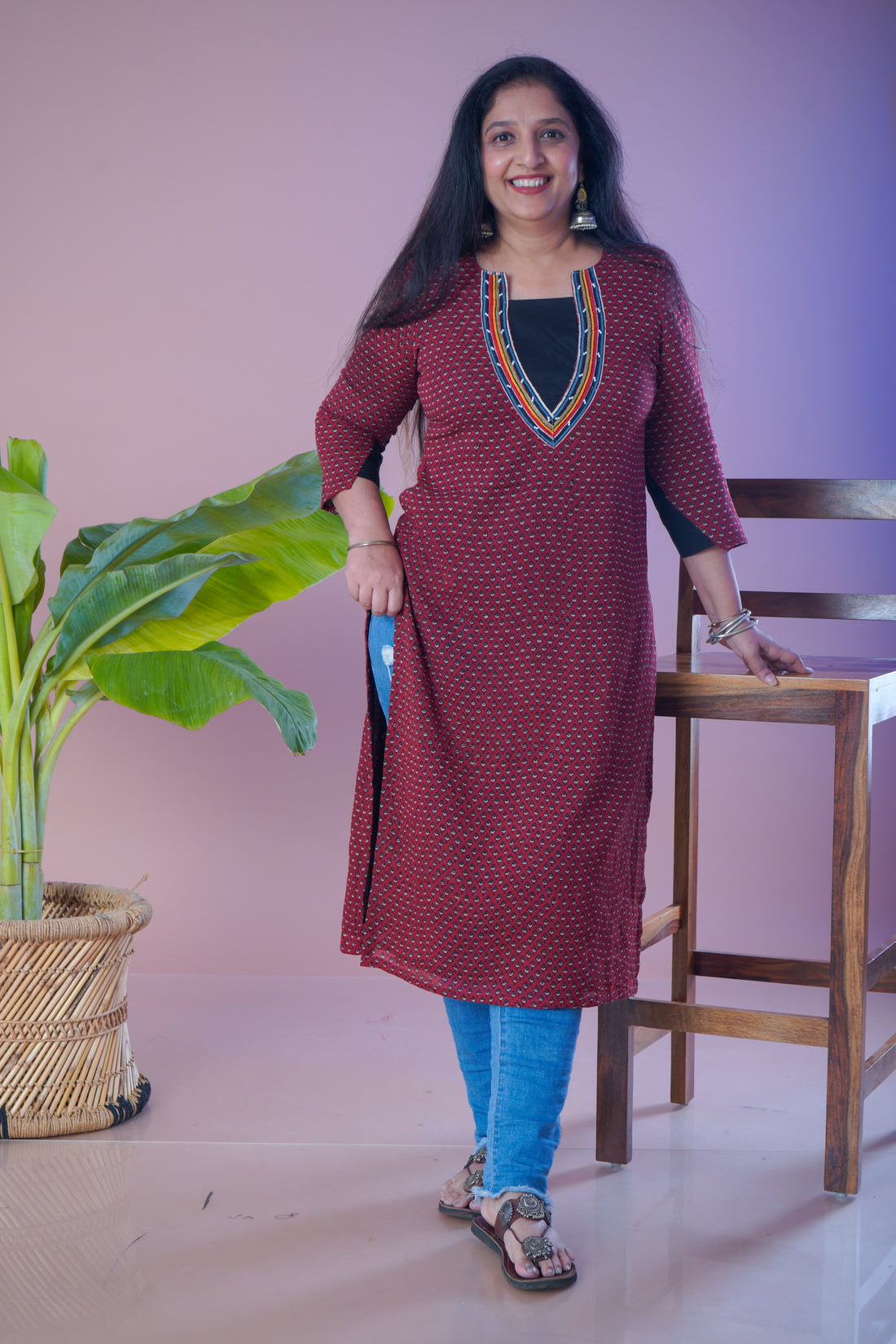 Ajrakh Mulmul Deep Neck Embroidred Kurta