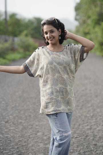 Mulmul loose short top