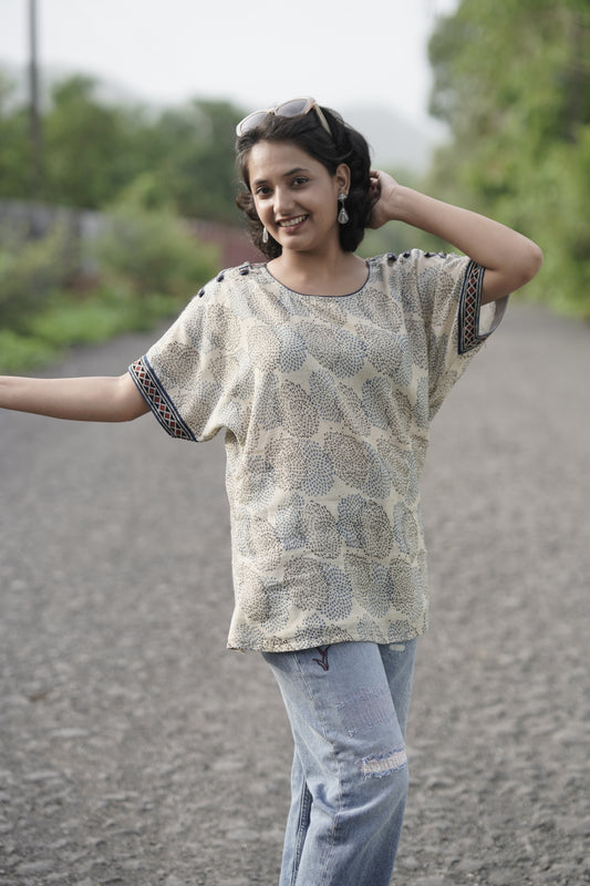 Mulmul loose short top