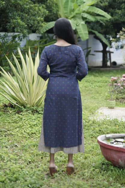 Deep V Layer Kurta With Underdress.