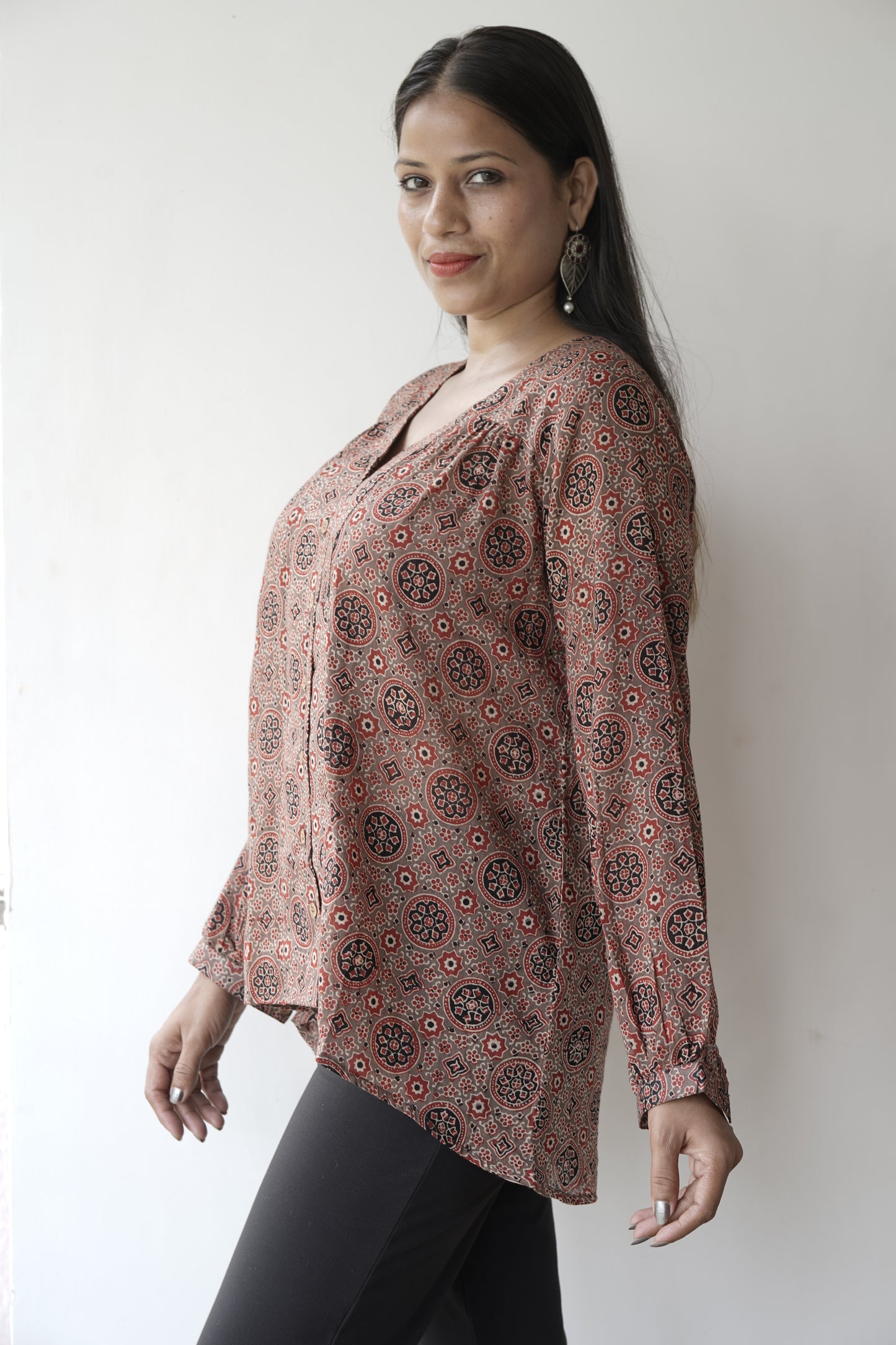 Mulmul Shirt Short top - Brown