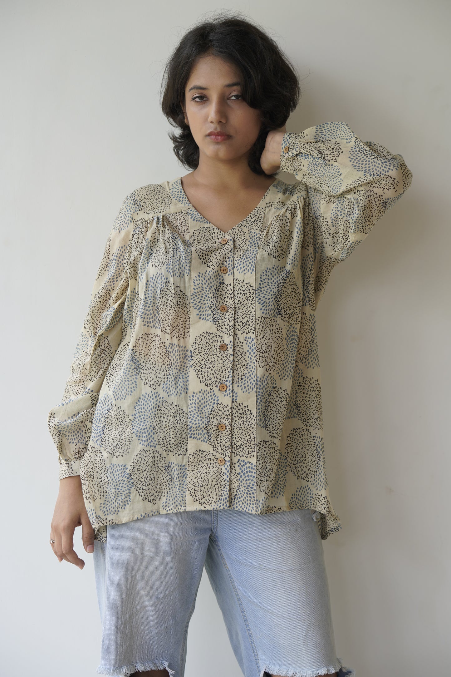 Mulmul Shirt Short top - White