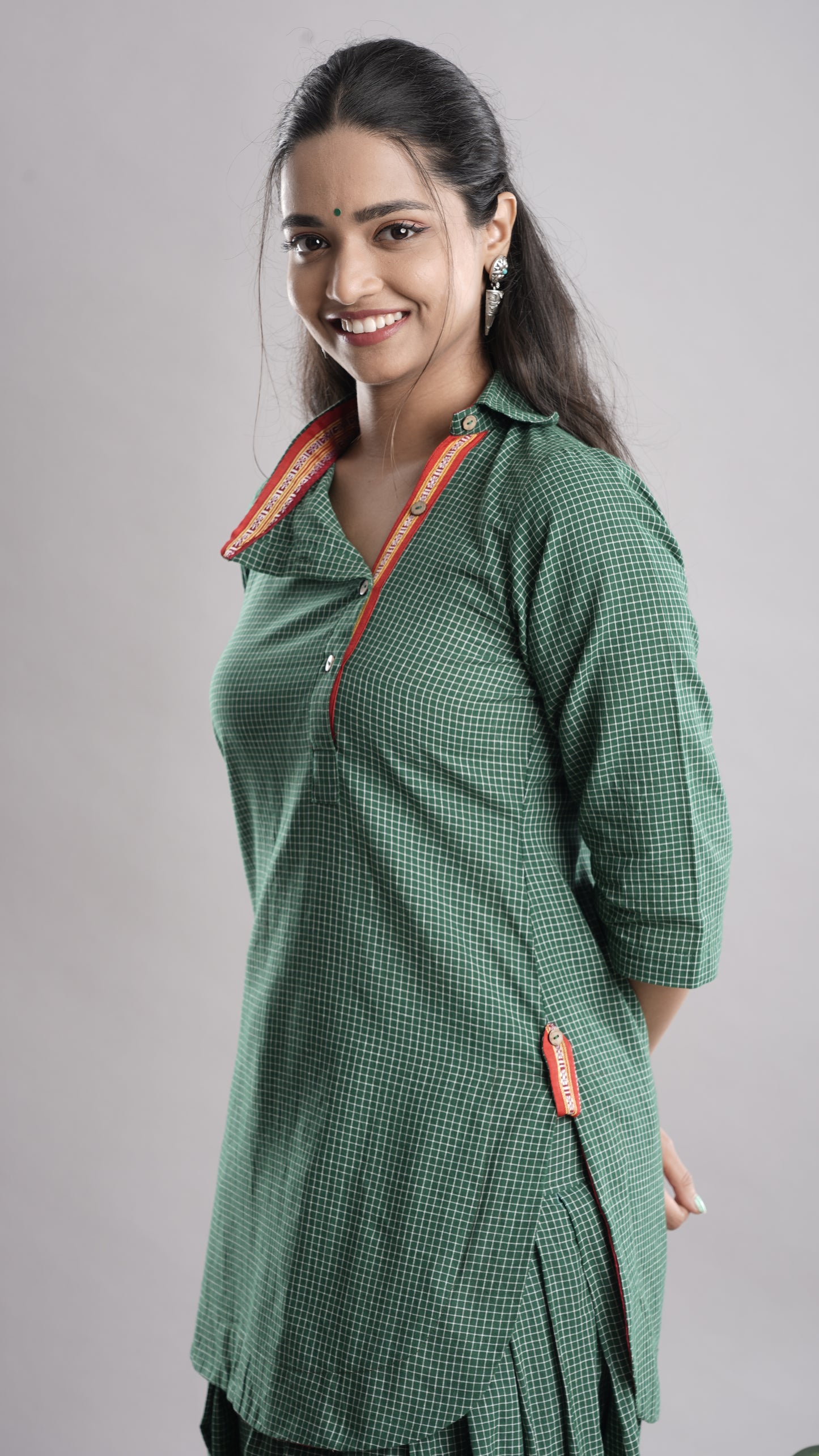 Hariyali Comfort" Handloom Cotton Patiala Set