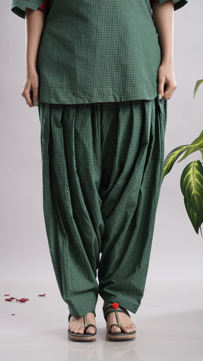 Hariyali Comfort" Handloom Cotton Patiala Set