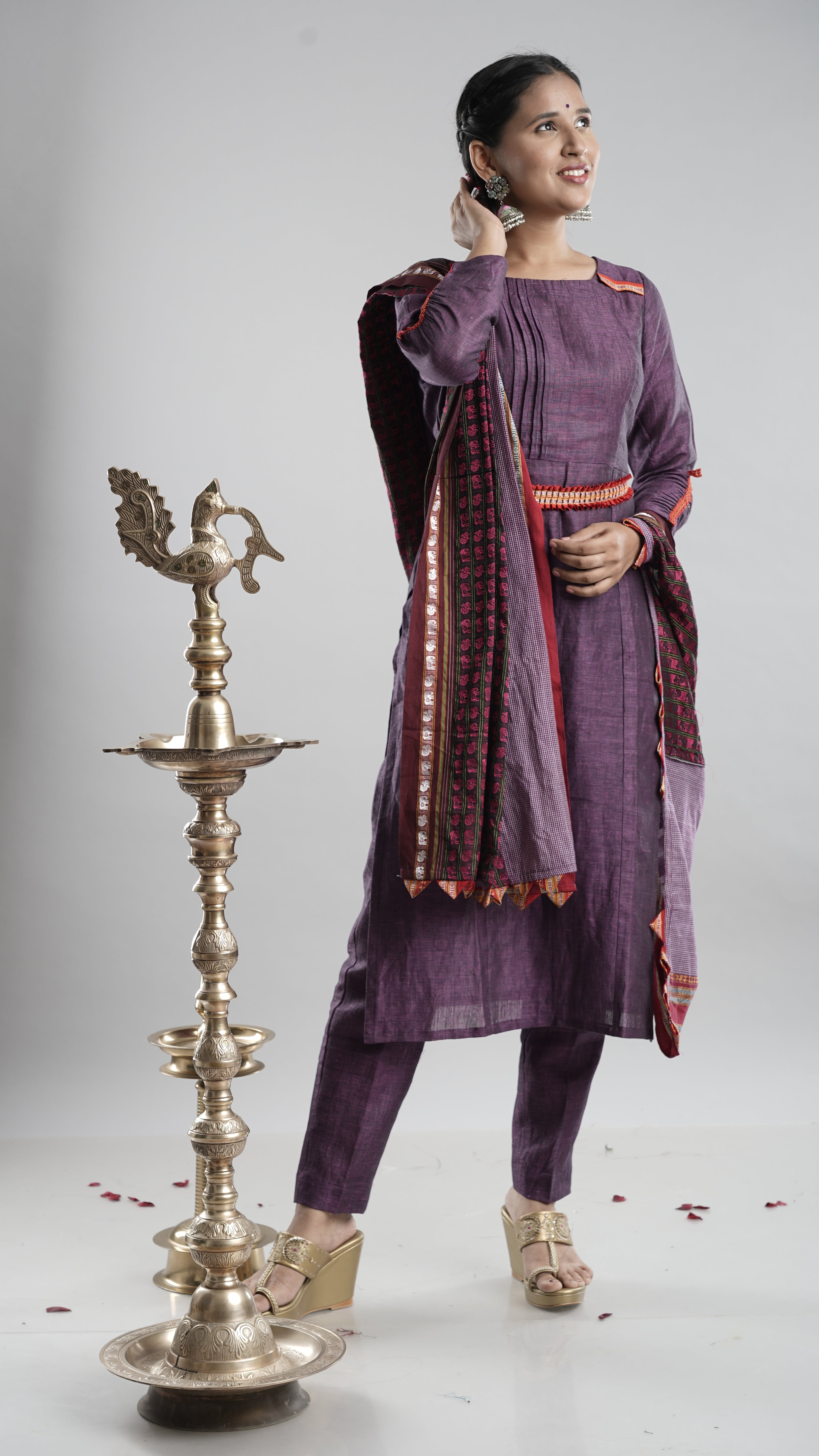 Linen Kurta Pant Dupatta Belt Set- Purple