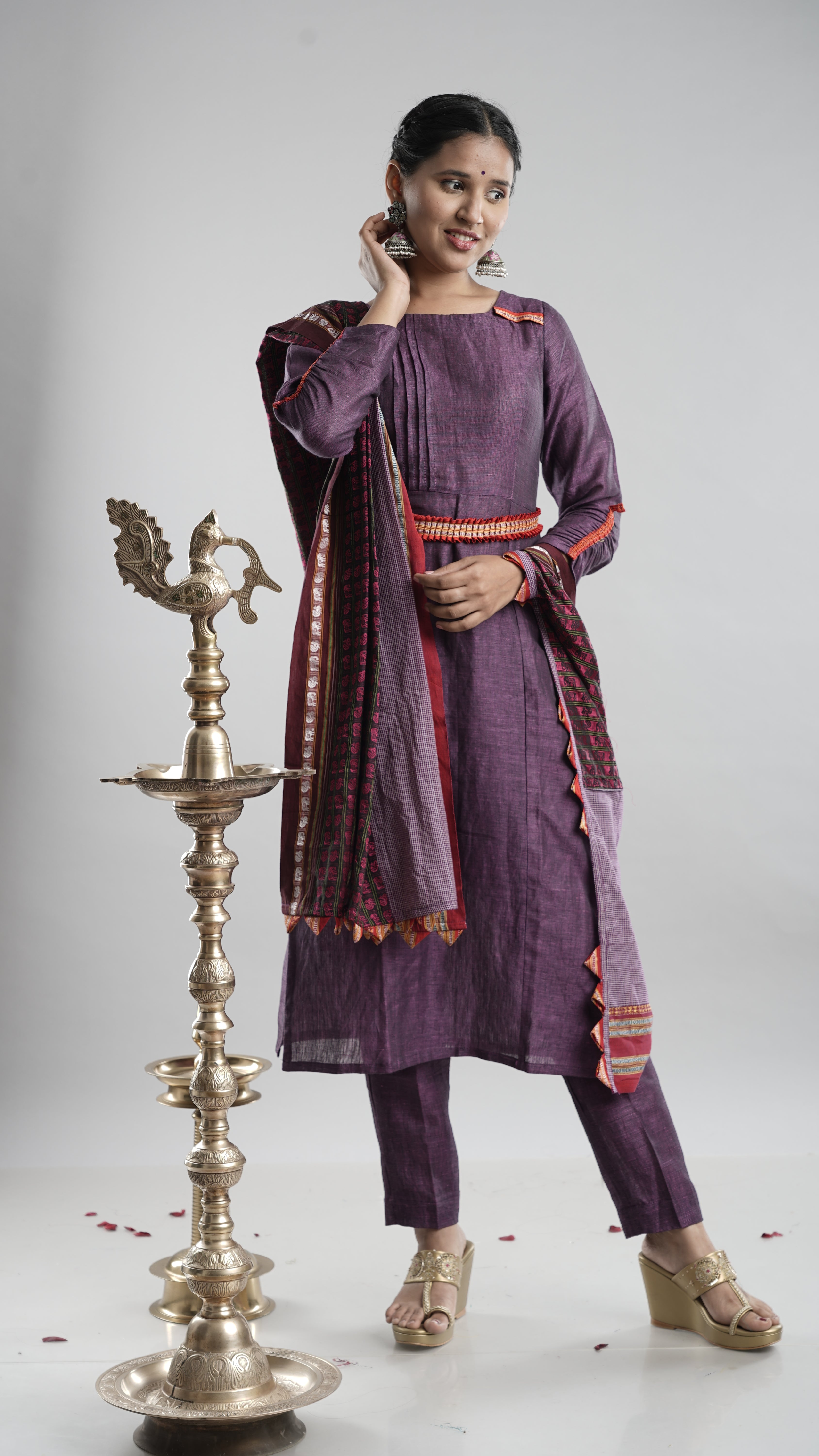 Linen Kurta Pant Dupatta Belt Set- Purple