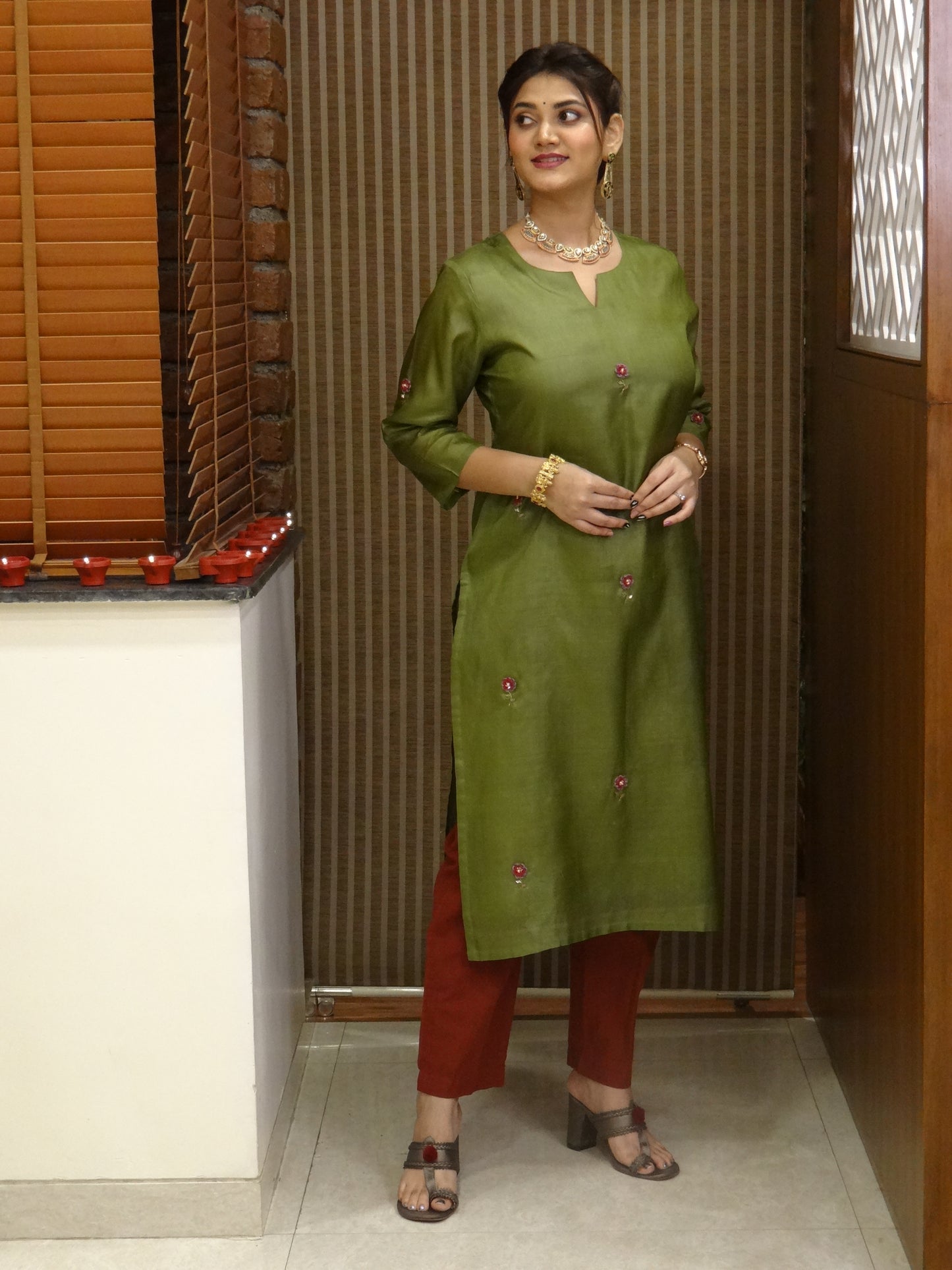 Tussar Chutney Green Kurta