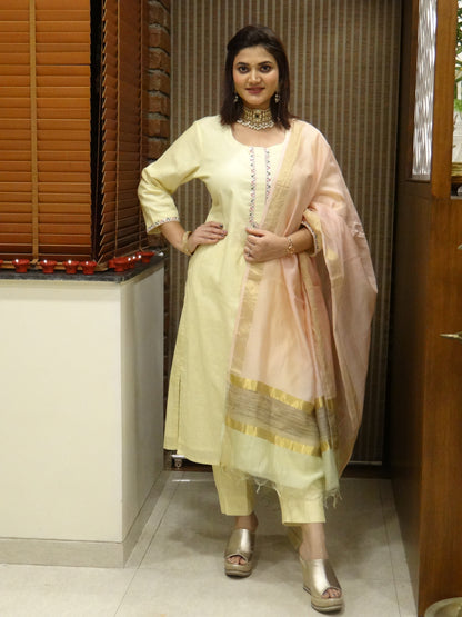 Button Patti Embroidered Kurta Set