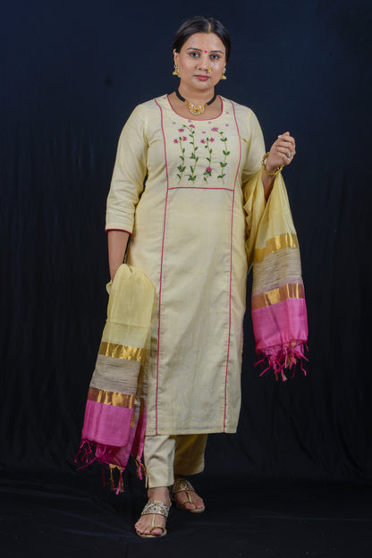 Resham Yoke Kurta Pant Set