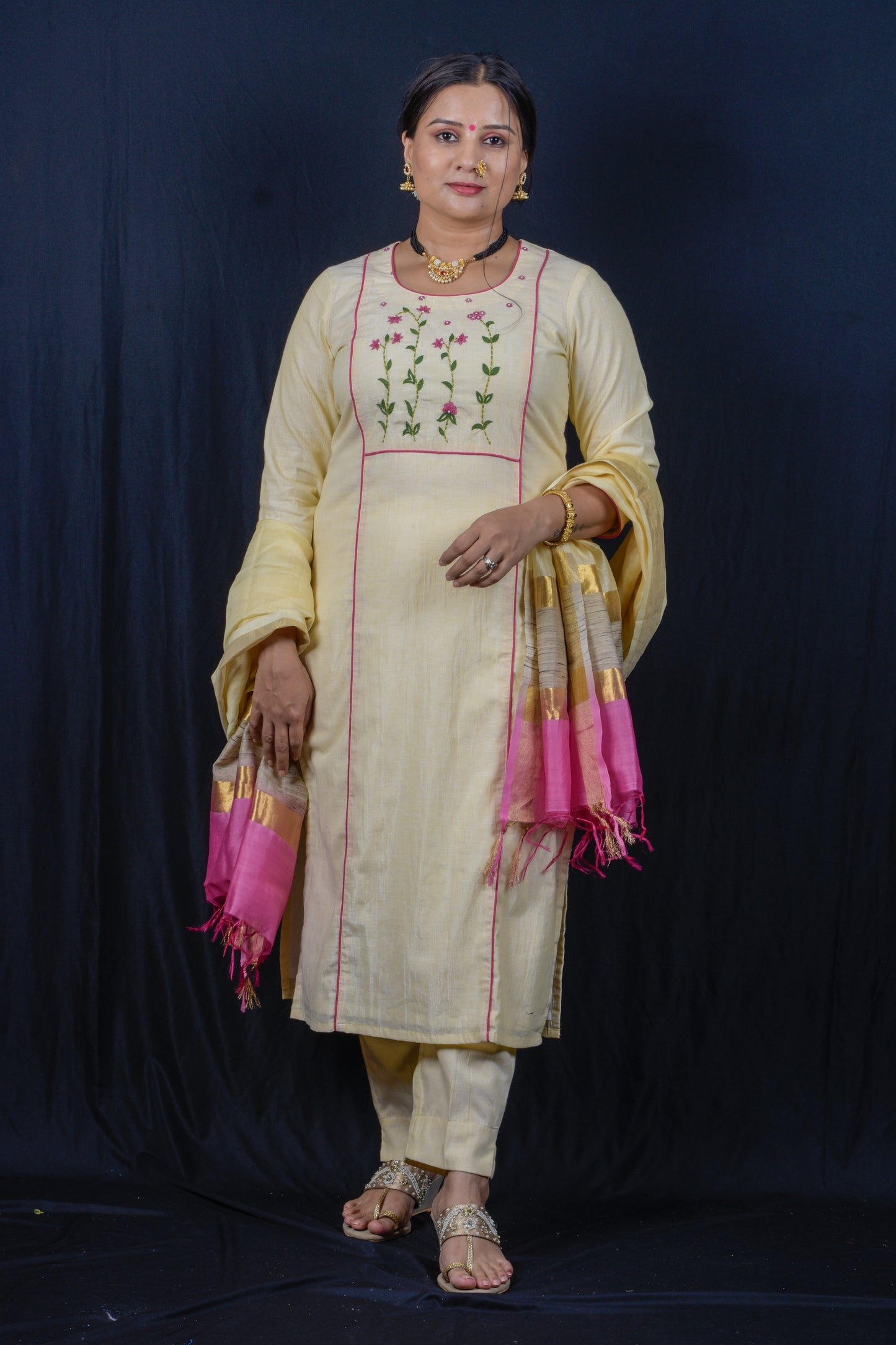 Resham Yoke Kurta Pant Set