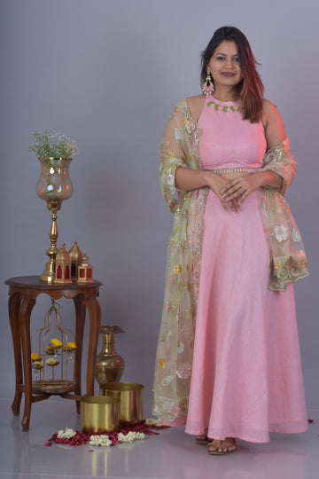 Lehenga And Halter Neck Top- Pink