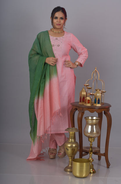 Pearl Embroidered Kurta Pant Dupatta Set