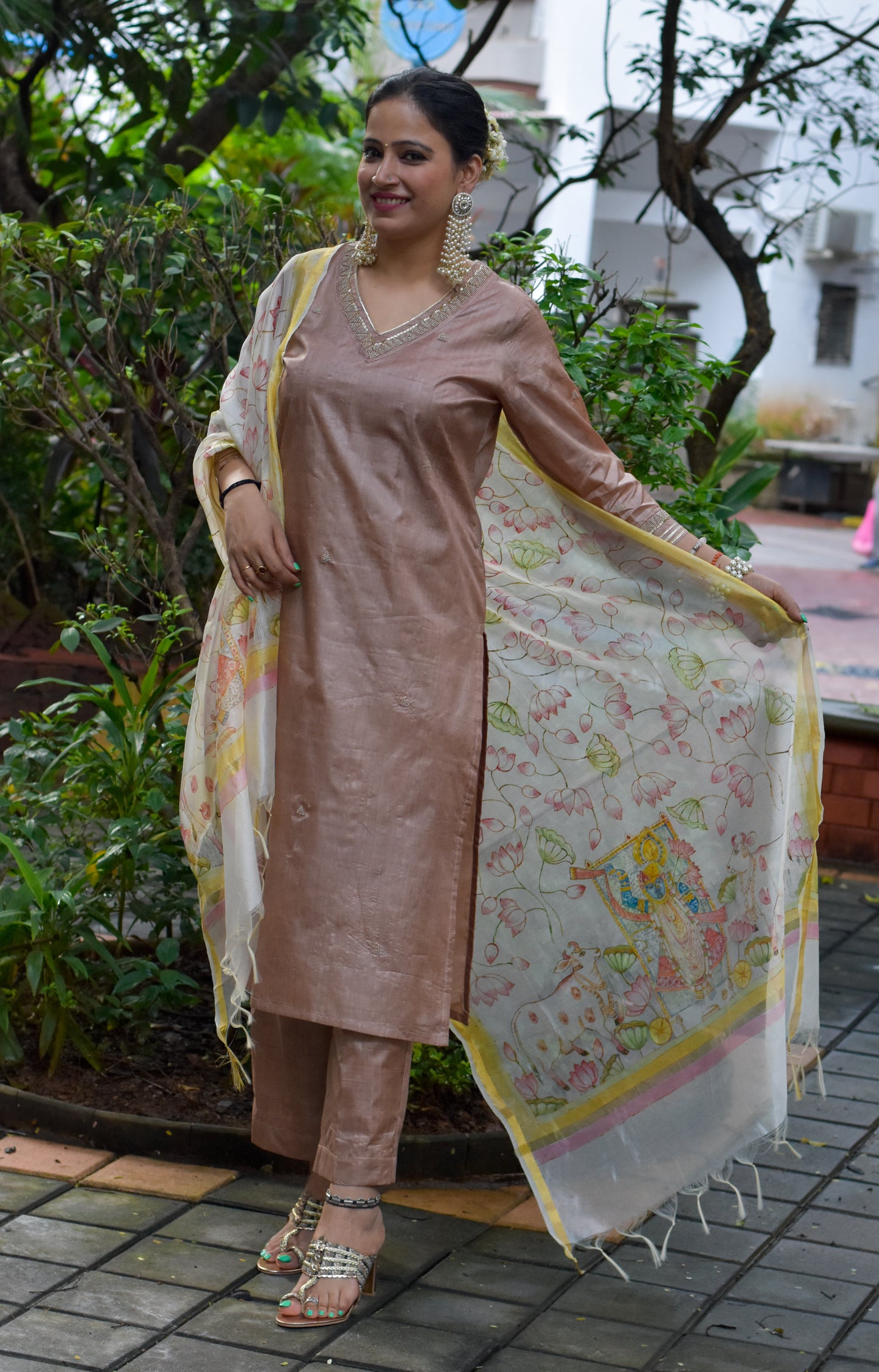 Tussar silk Champagne Embroidered Kurta