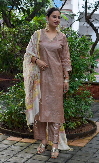 Tussar silk Champagne Embroidered Kurta