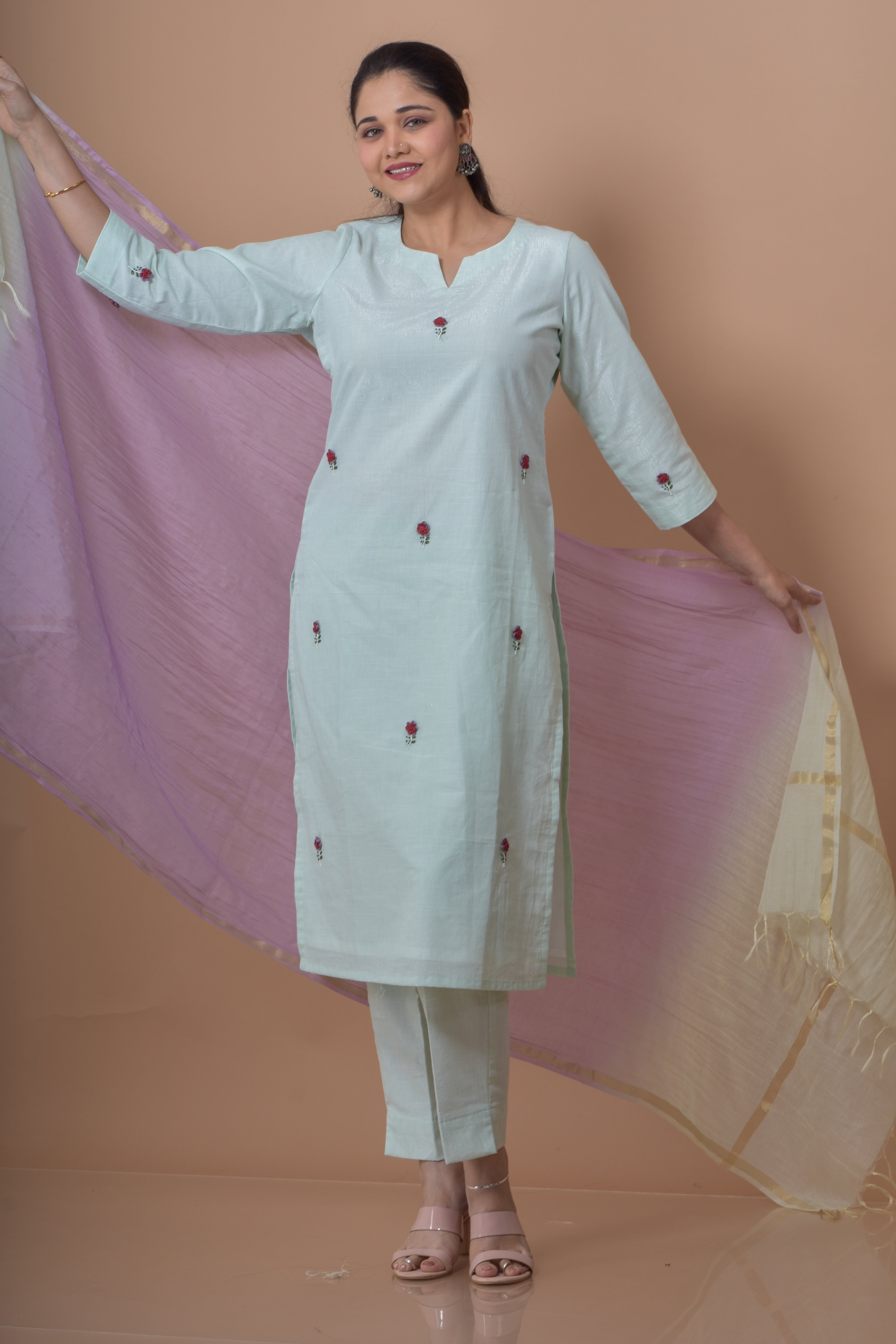 Challa Wala Embroidered Kurta Pant Set- Pista
