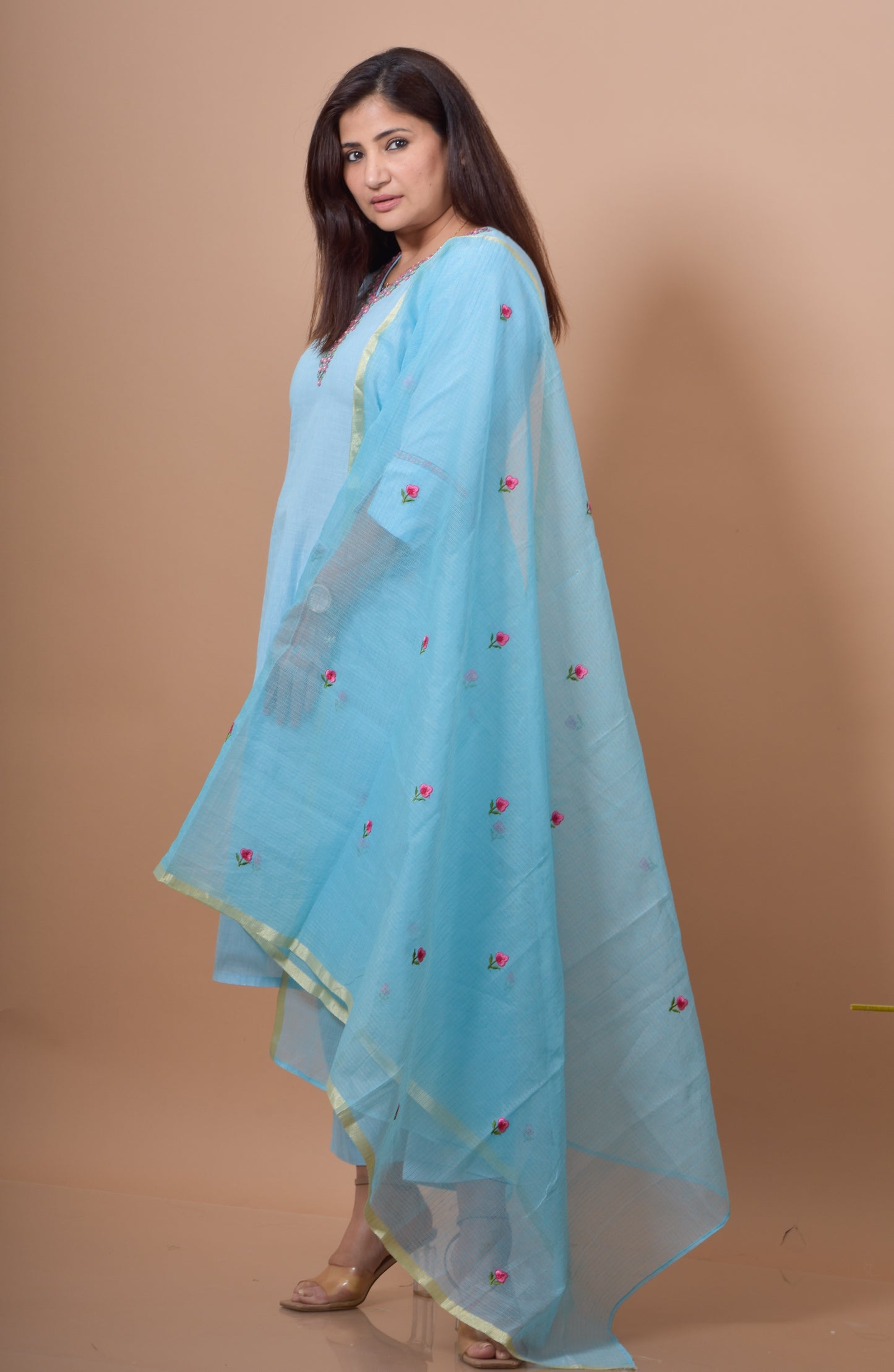 Rose Embroidered Kurta Pant Dupatta Set