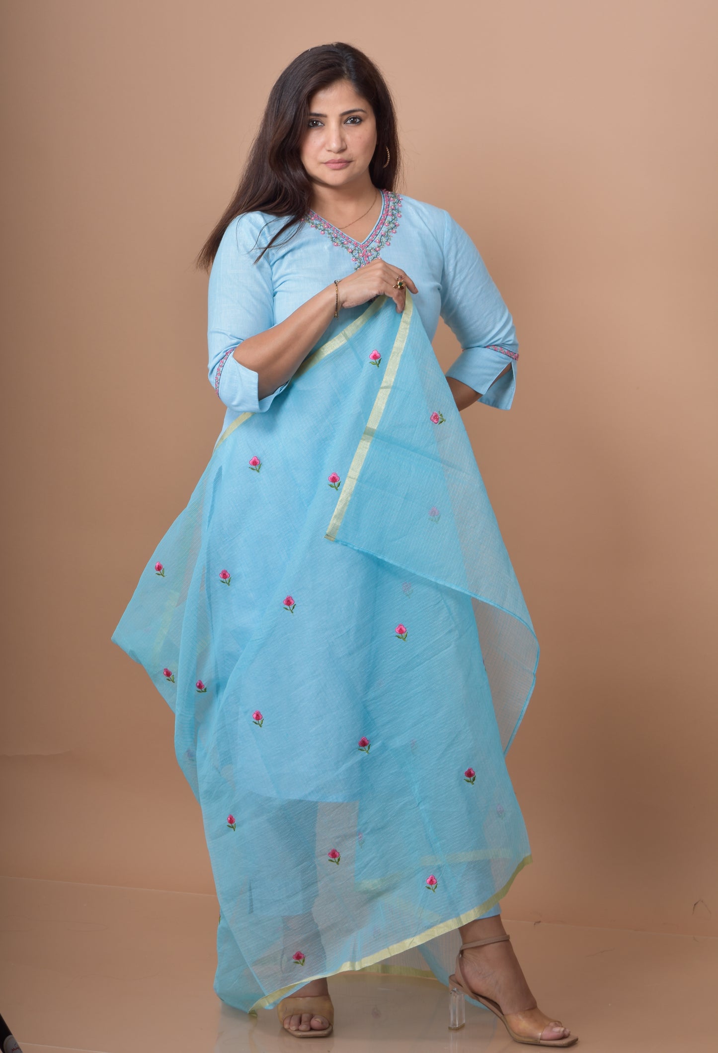 Rose Embroidered Kurta Pant Dupatta Set