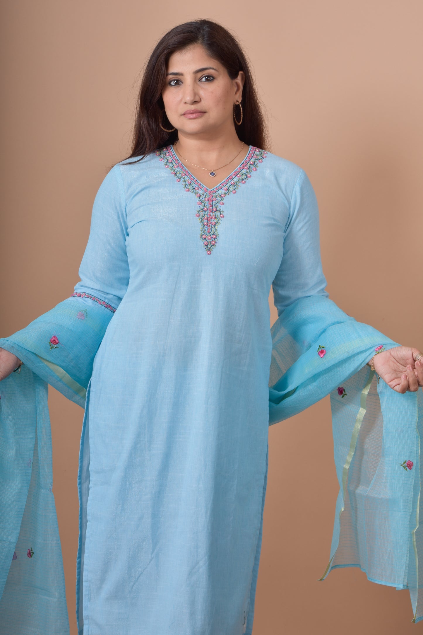 Rose Embroidered Kurta Pant Dupatta Set