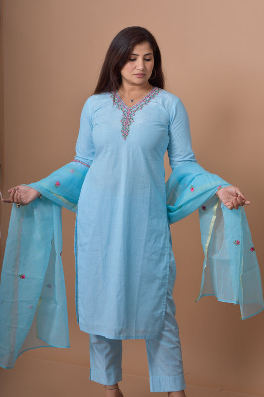 Rose Embroidered Kurta Pant Dupatta Set