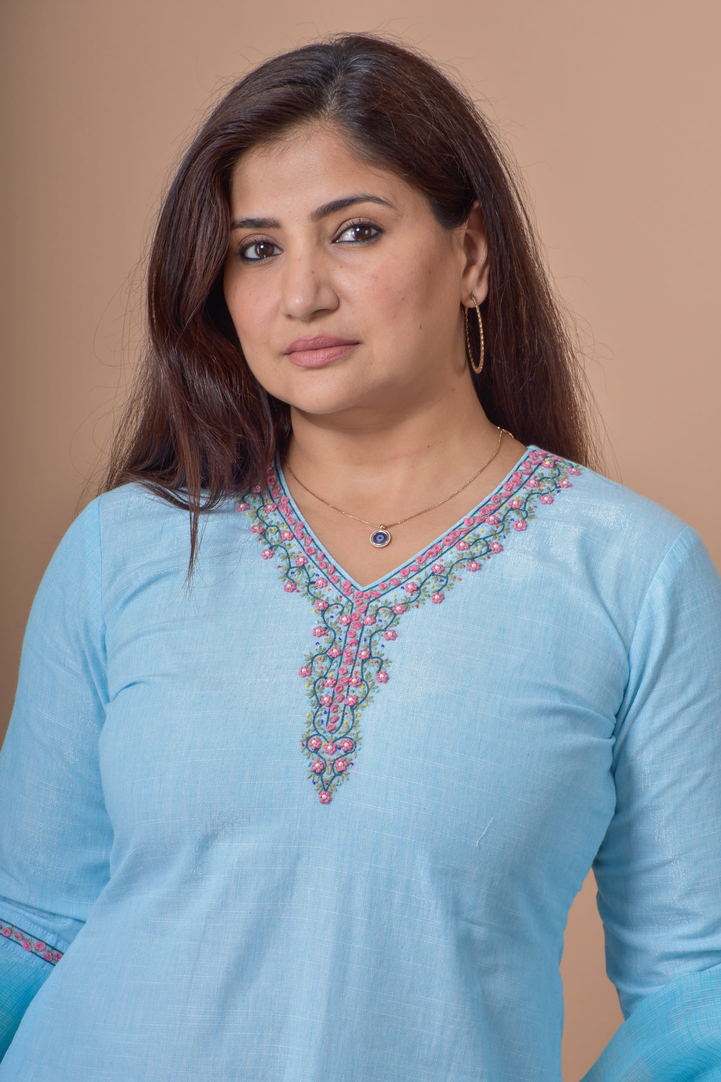 Rose Embroidered Kurta Pant Dupatta Set