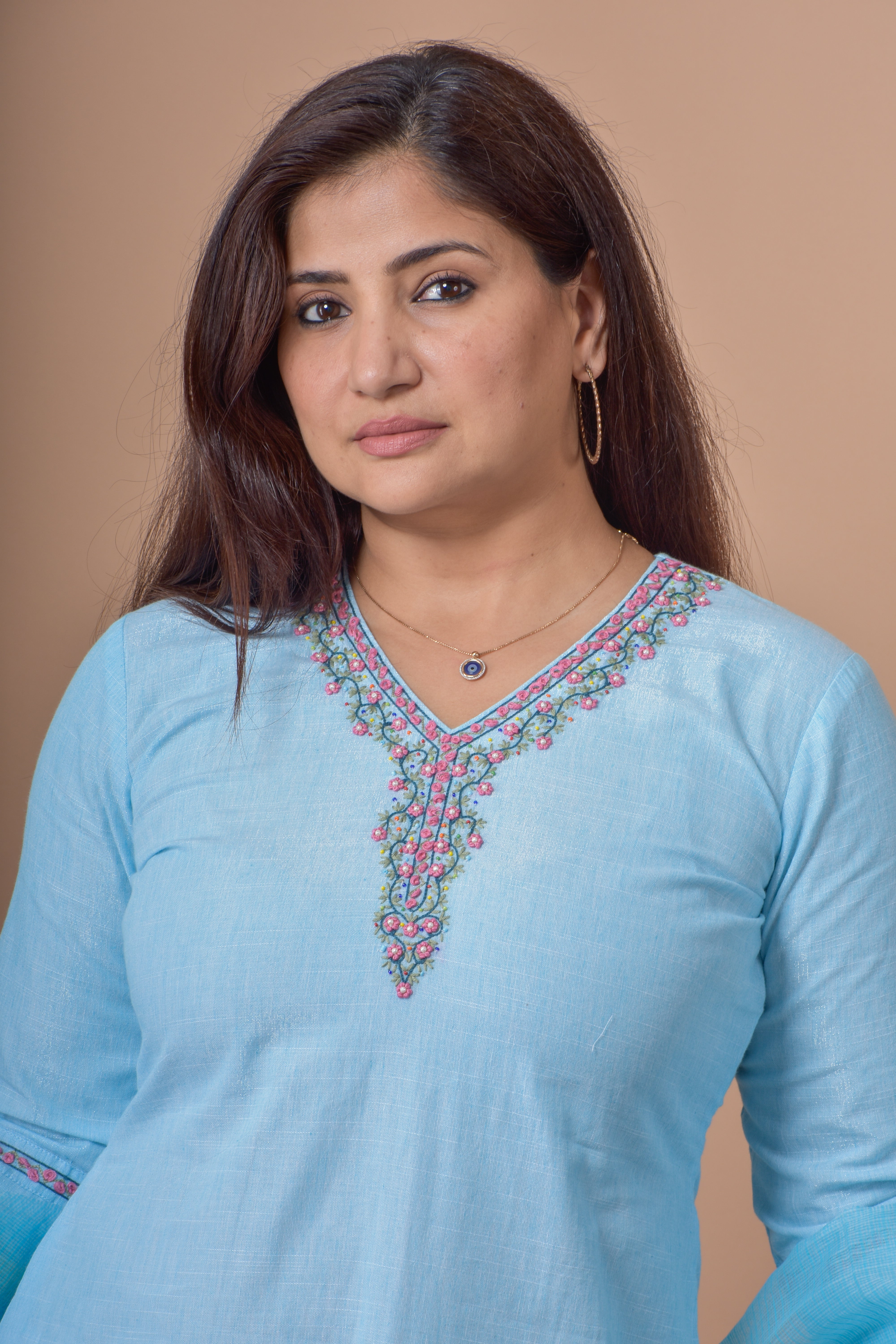 Rose Embroidered Kurta Pant Dupatta Set