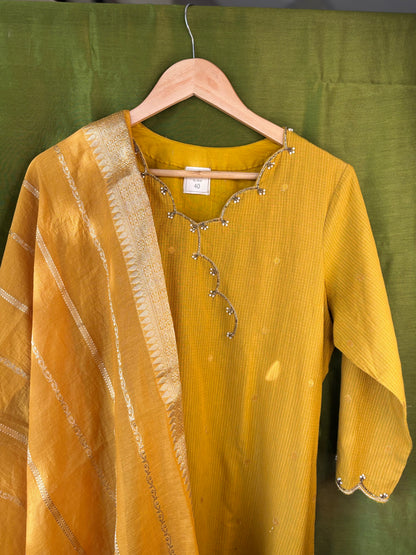 Tara Butti Kurta Pant Dupatta - Mustard yellow