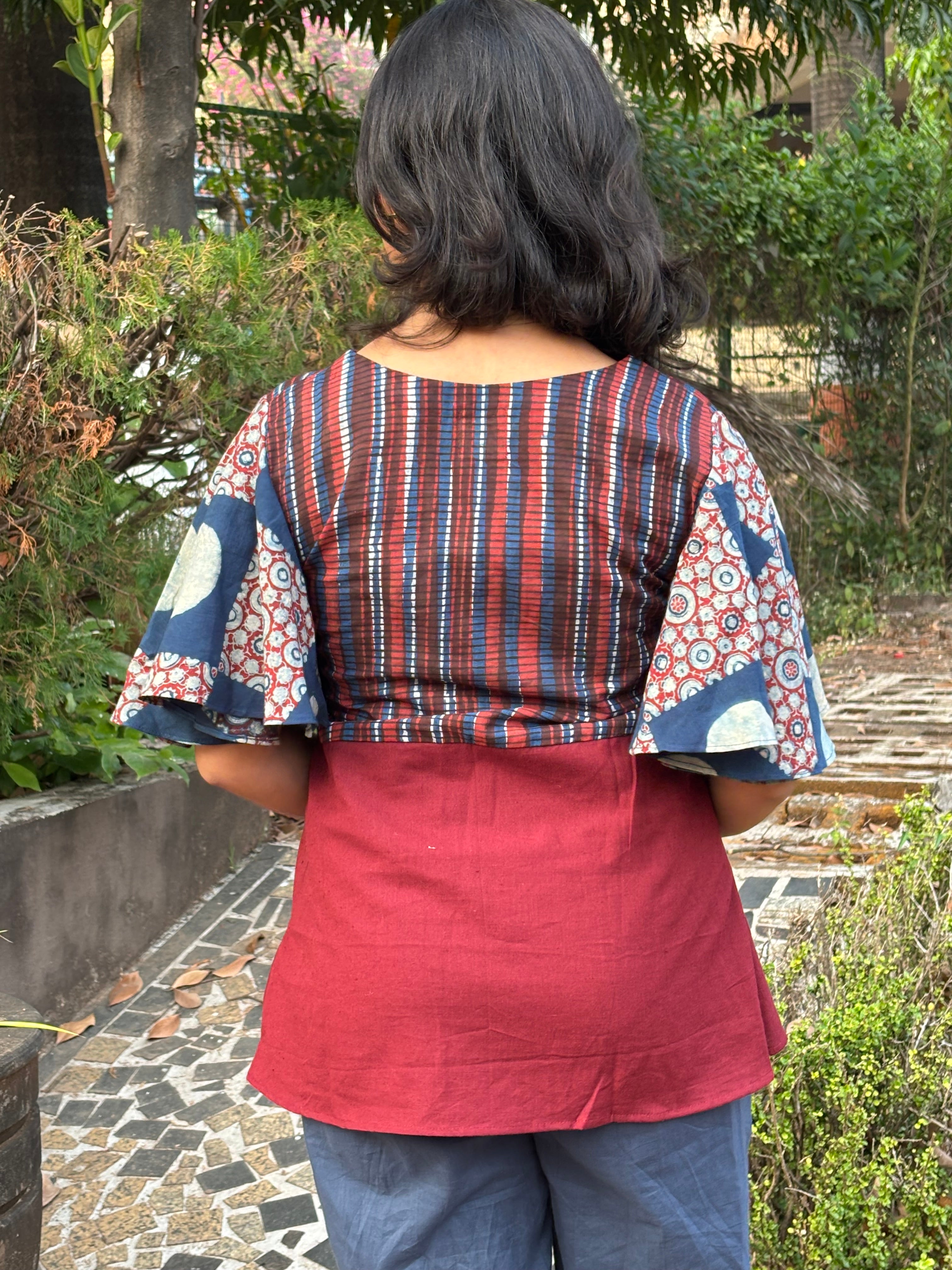 Laalrekha Cotton-Flax Top