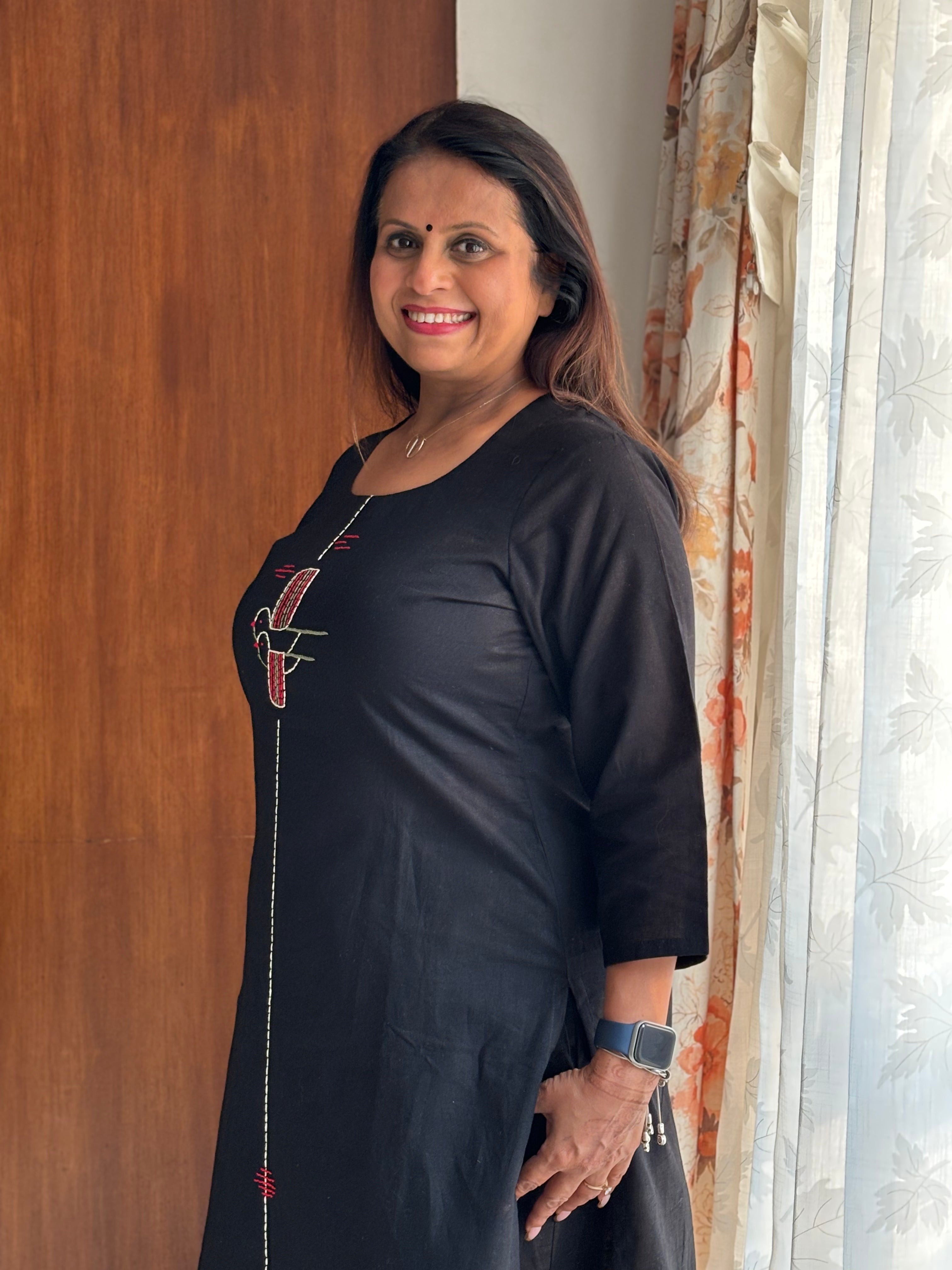 Black Hand-Embroidered Linen Cotton Kurta Pant Set