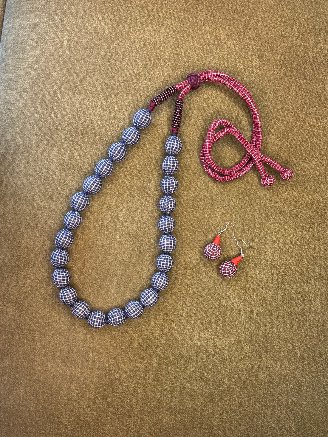 Kunbi Classic Blue Bead Necklace