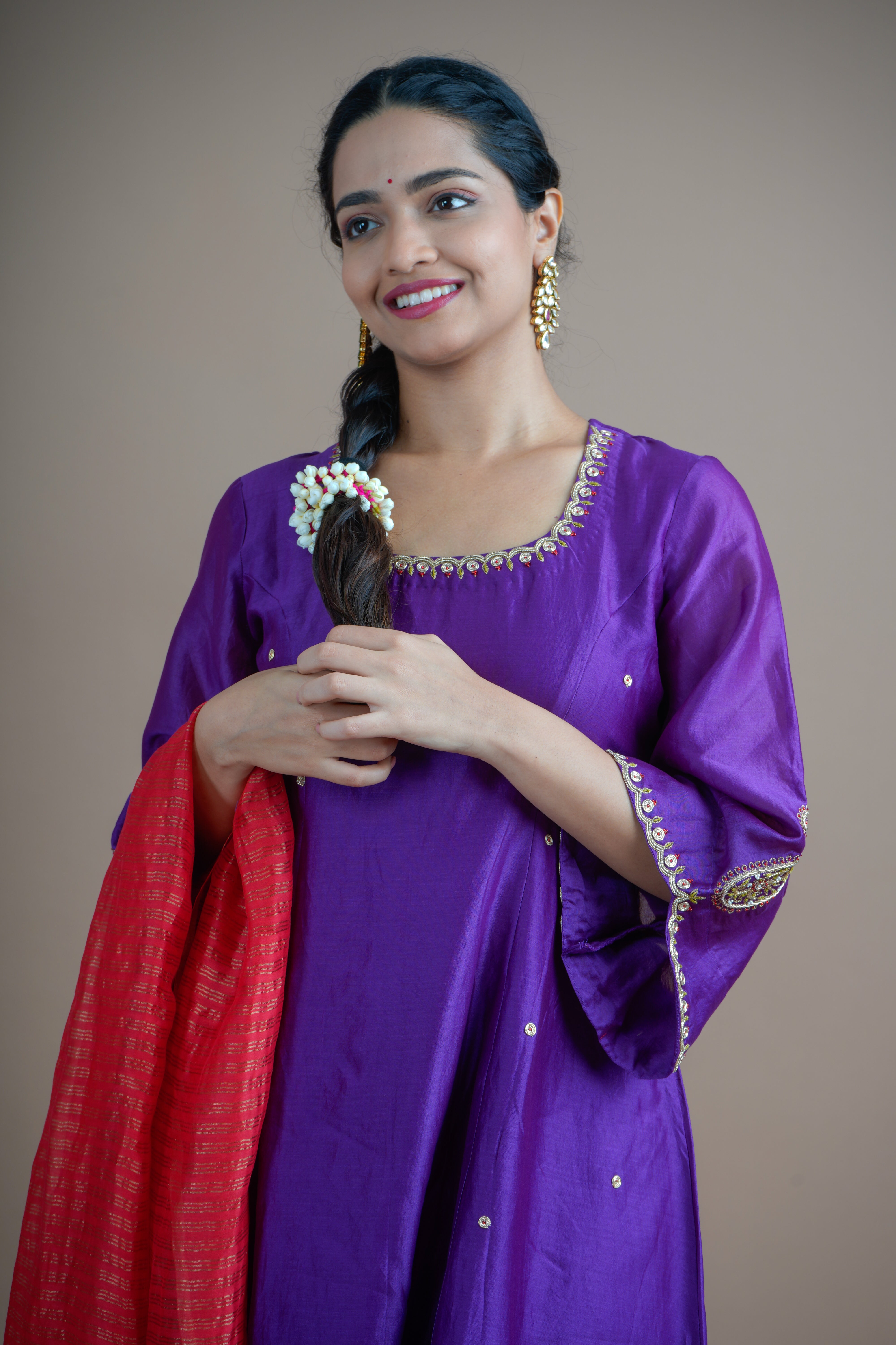 Neelambari (नीलाम्बरी)